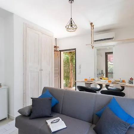Marina - Near Airport With Swimmingpool Apartment *